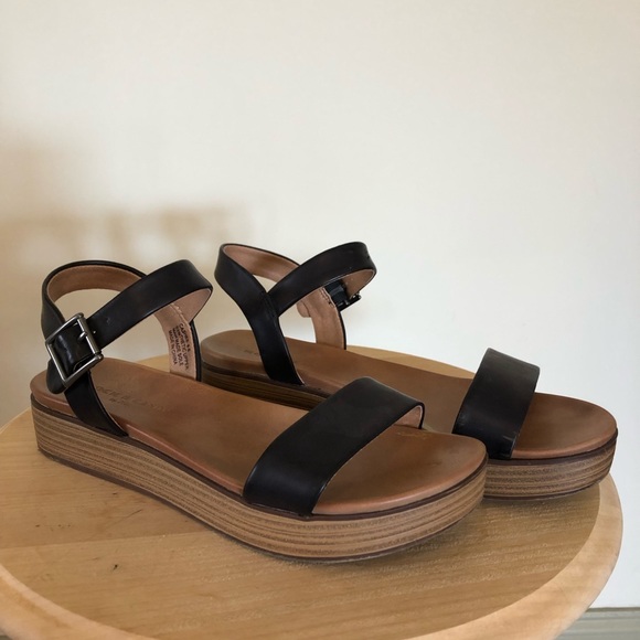 Rock & Candy Shoes - ⭐️ Rock & Candy Platform Sandal - Black - 8.5